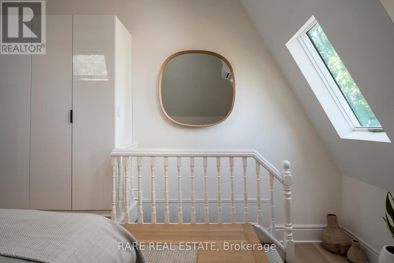 145 Beaconsfield Avenue, Toronto (Little Portugal), Ontario  M6J 3J5 - Photo 37 - C12209948