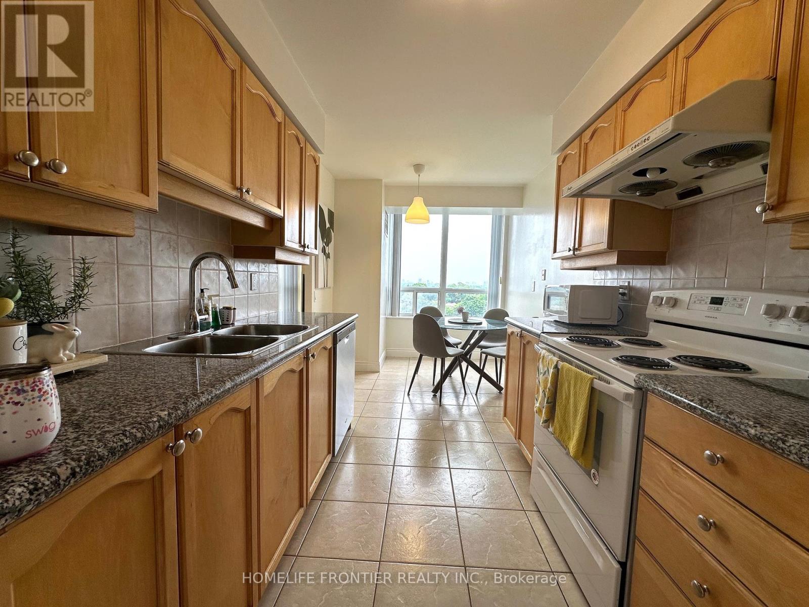 917 - 80 Harrison Garden Boulevard, Toronto (Willowdale East), Ontario  M2N 7E3 - Photo 15 - C12209976