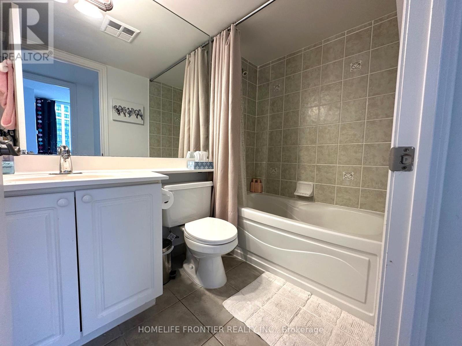 917 - 80 Harrison Garden Boulevard, Toronto (Willowdale East), Ontario  M2N 7E3 - Photo 23 - C12209976