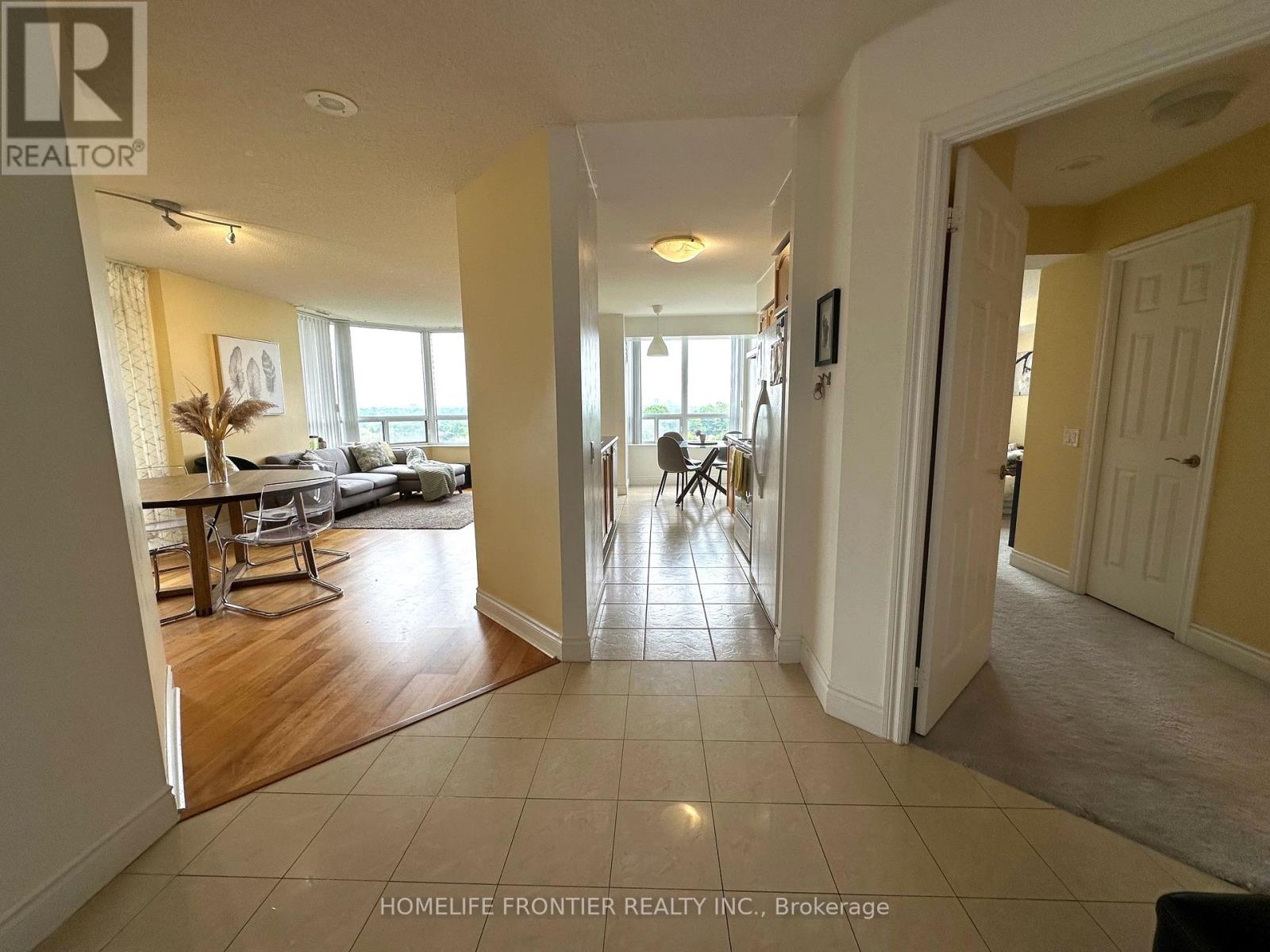 917 - 80 Harrison Garden Boulevard, Toronto (Willowdale East), Ontario  M2N 7E3 - Photo 9 - C12209976