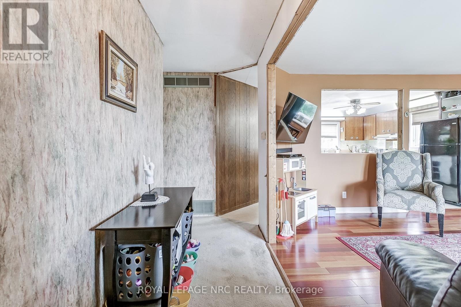 430 Concession 7 Road, Niagara-On-The-Lake, Ontario  L0S 1S0 - Photo 12 - X12210075