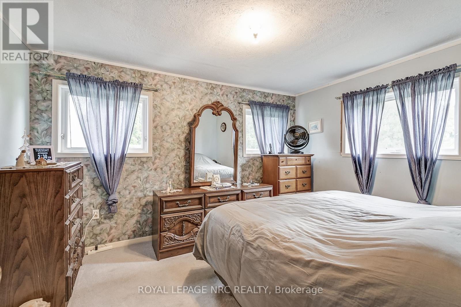 430 Concession 7 Road, Niagara-On-The-Lake, Ontario  L0S 1S0 - Photo 14 - X12210075