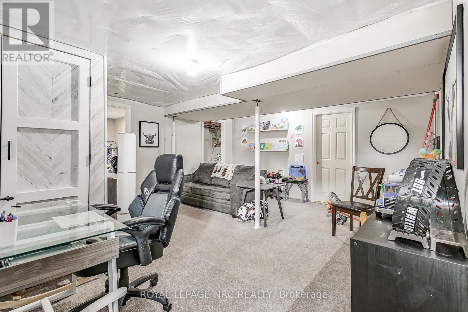 430 Concession 7 Road, Niagara-On-The-Lake, Ontario  L0S 1S0 - Photo 17 - X12210075