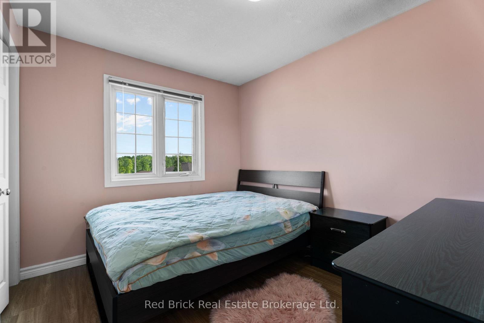 105 Flaherty Drive, Guelph, Ontario  N1K 1Y7 - Photo 17 - X12210050