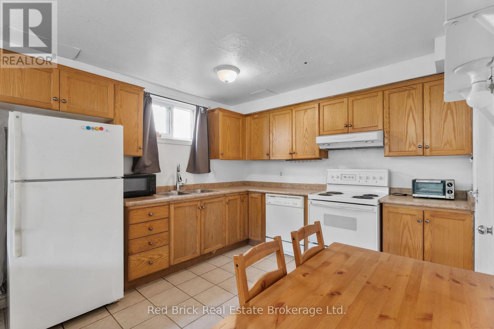 105 Flaherty Drive, Guelph, Ontario  N1K 1Y7 - Photo 23 - X12210050