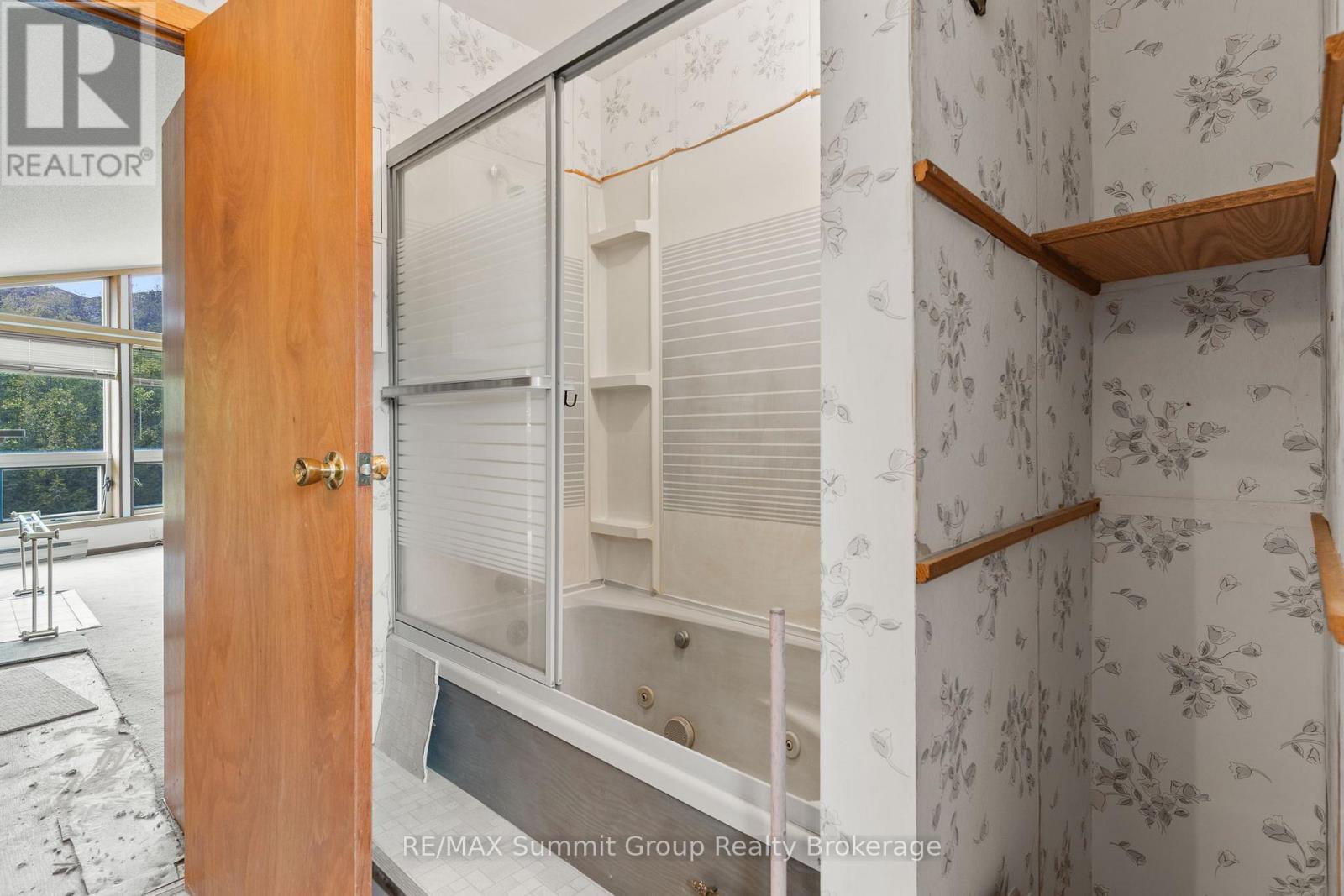 633476 Artemesia-Glenelg Townline, West Grey, Ontario  N0C 1K0 - Photo 15 - X12210139