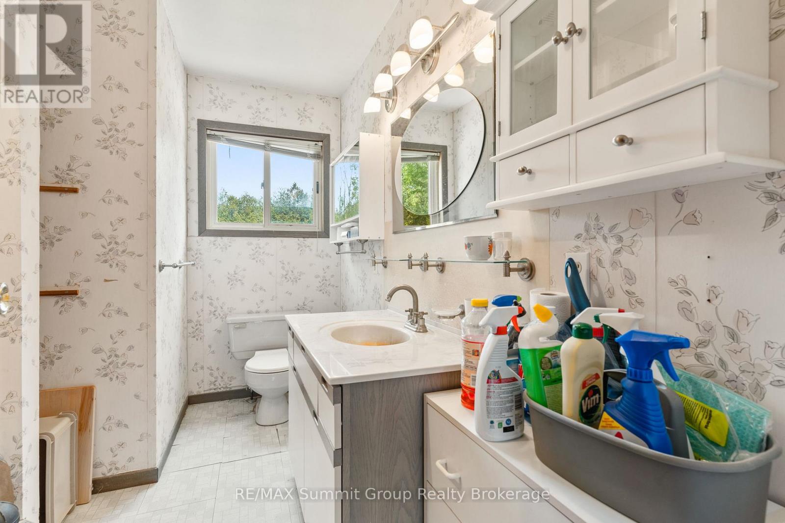 633476 Artemesia-Glenelg Townline, West Grey, Ontario  N0C 1K0 - Photo 16 - X12210139
