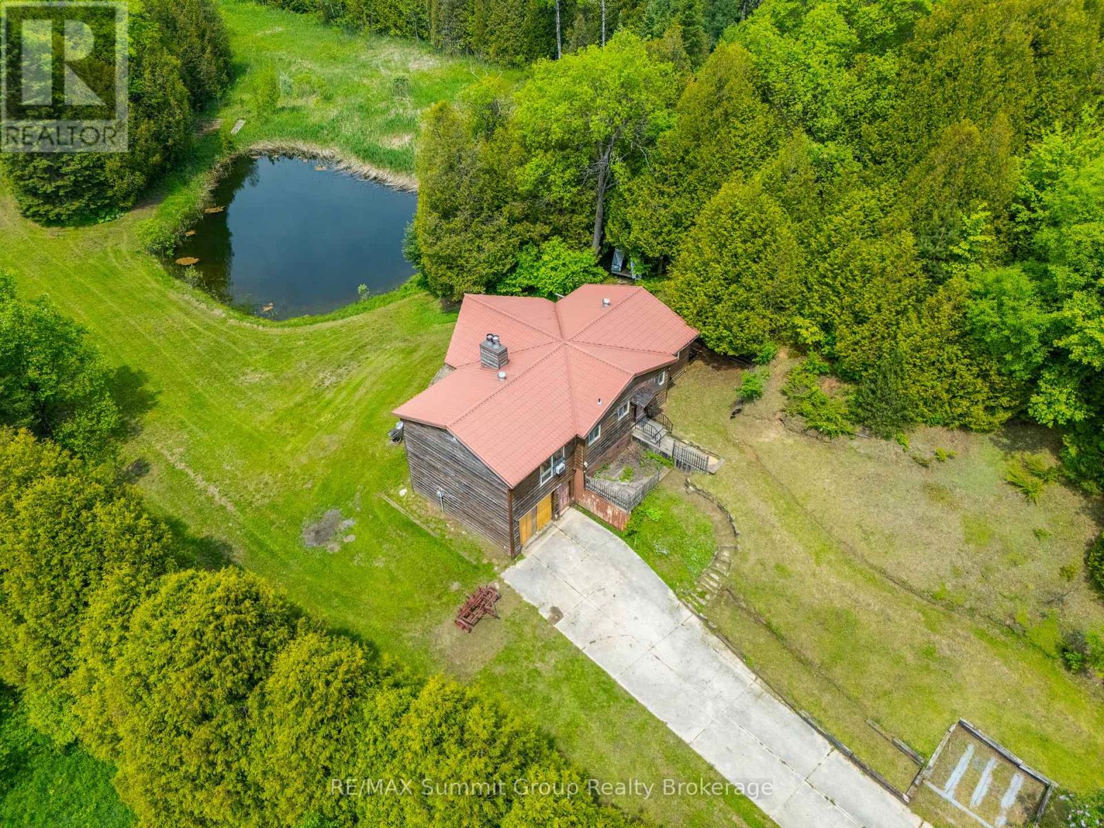 633476 Artemesia-Glenelg Townline, West Grey, Ontario  N0C 1K0 - Photo 3 - X12210139