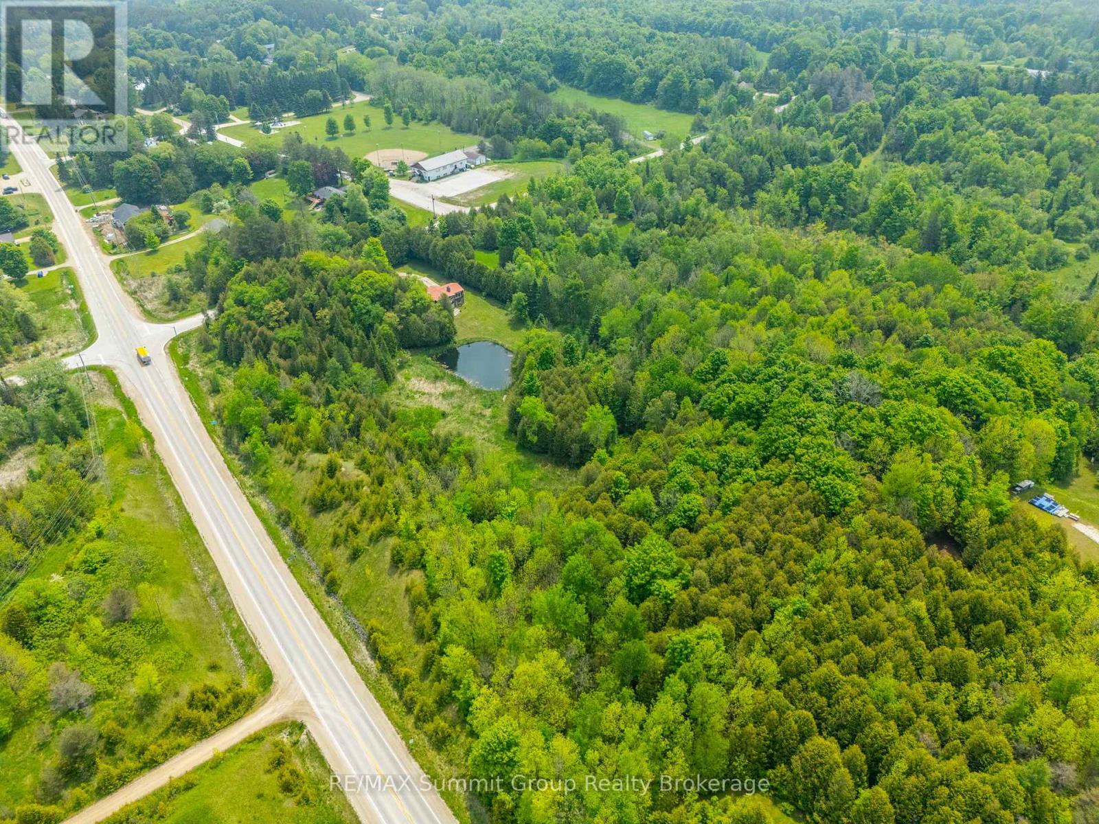 633476 Artemesia-Glenelg Townline, West Grey, Ontario  N0C 1K0 - Photo 33 - X12210139