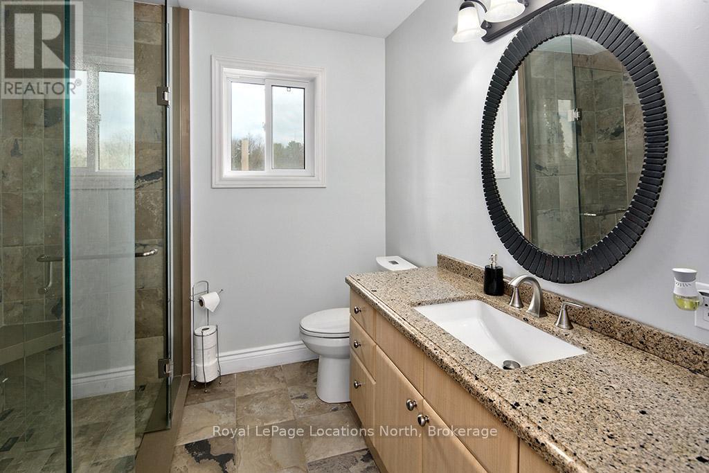 194 Centre Street, Meaford, Ontario  N4L 1E8 - Photo 20 - X12210149