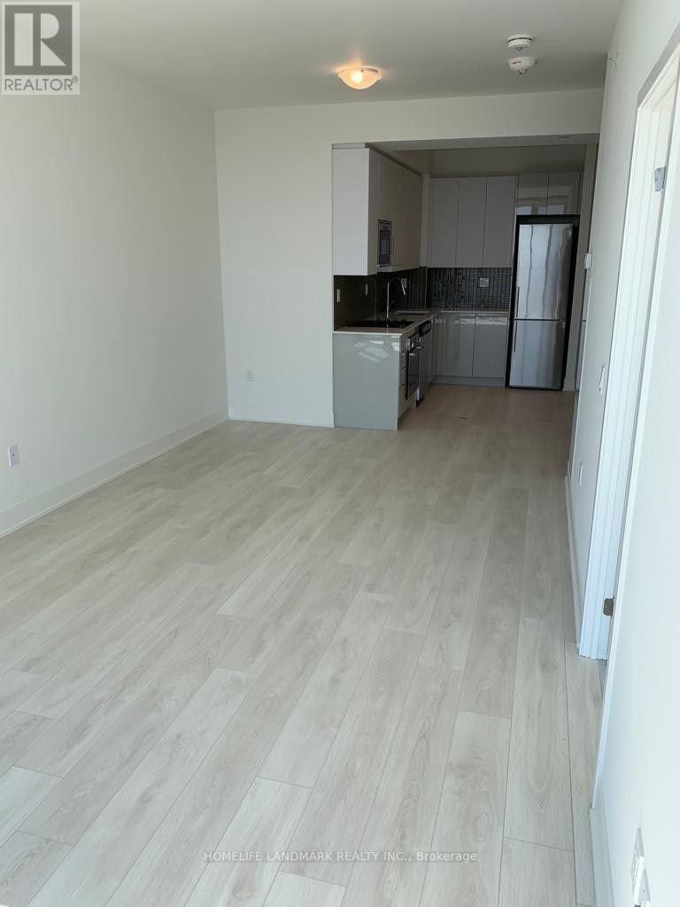 2901 - 2908 Highway 7 Road, Vaughan, Ontario  L4K 0K5 - Photo 6 - N12209881