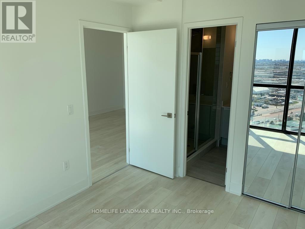 2901 - 2908 Highway 7 Road, Vaughan, Ontario  L4K 0K5 - Photo 8 - N12209881