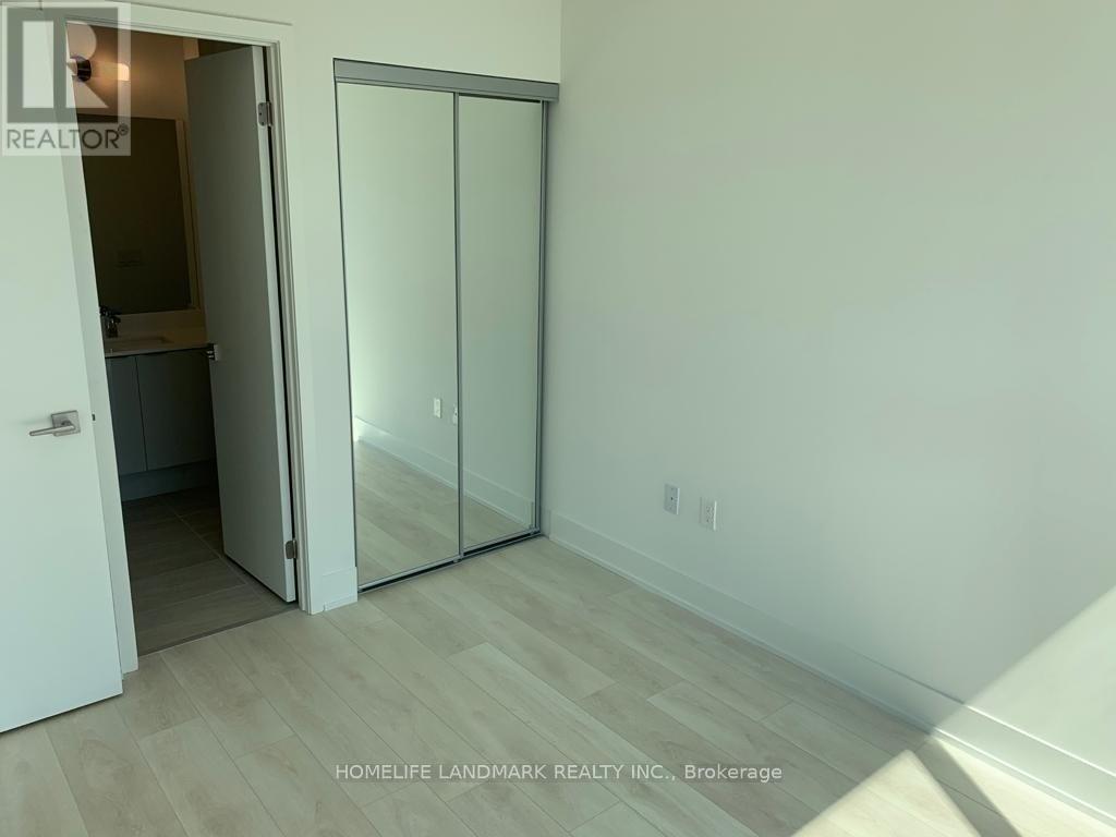 2901 - 2908 Highway 7 Road, Vaughan, Ontario  L4K 0K5 - Photo 9 - N12209881