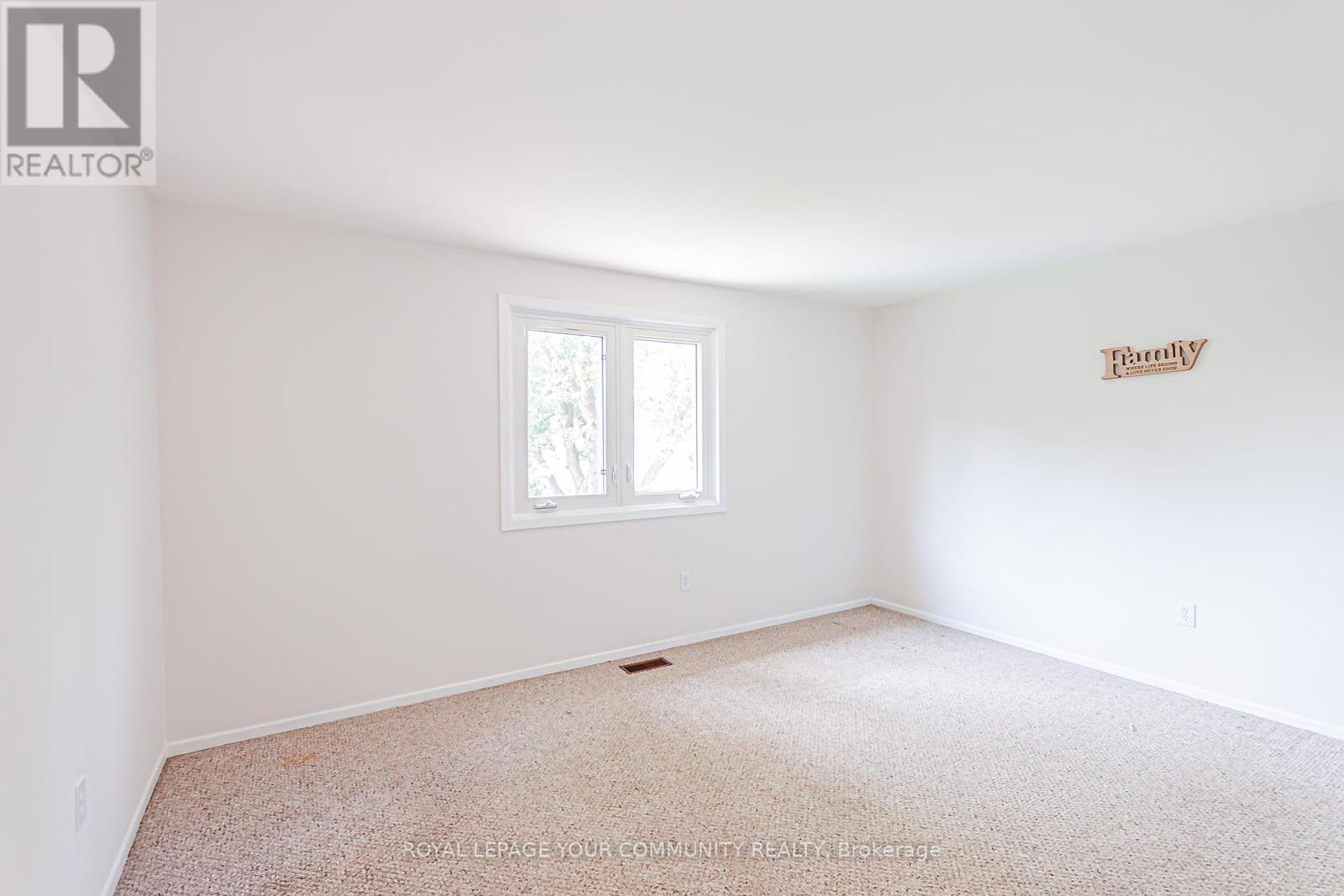 241 Currey Crescent, Newmarket (Central Newmarket), Ontario  L3Y 5M7 - Photo 21 - N12209890