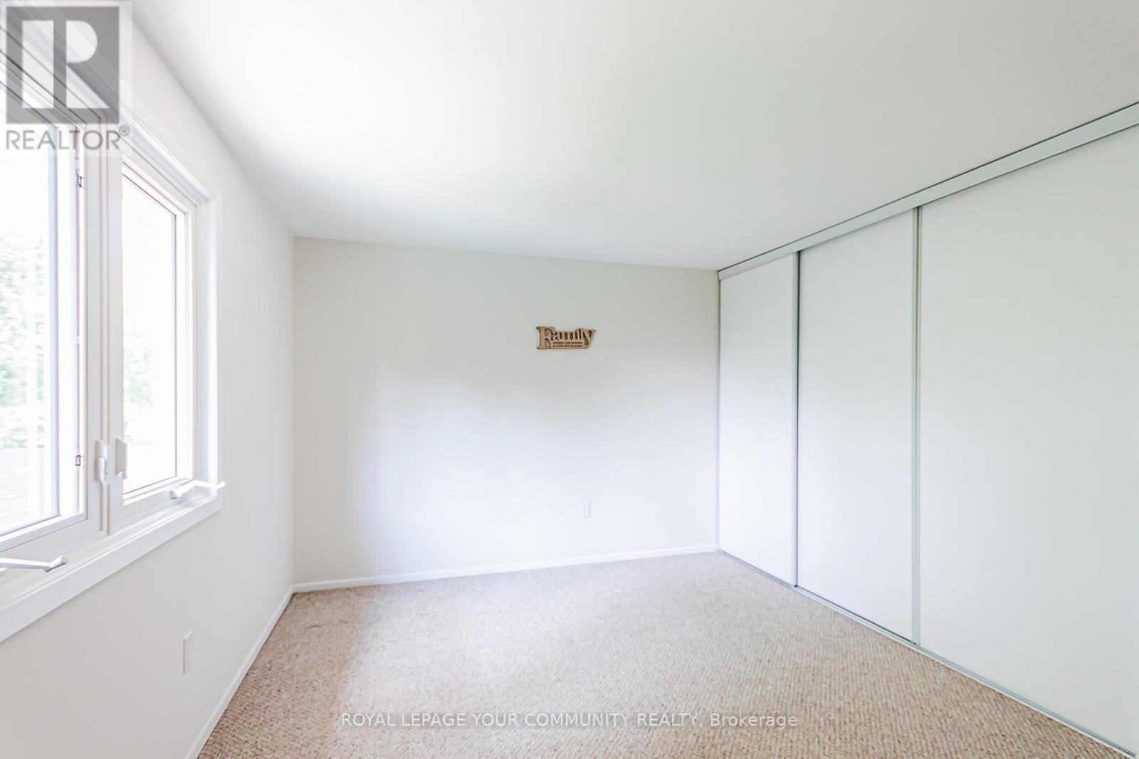 241 Currey Crescent, Newmarket (Central Newmarket), Ontario  L3Y 5M7 - Photo 22 - N12209890