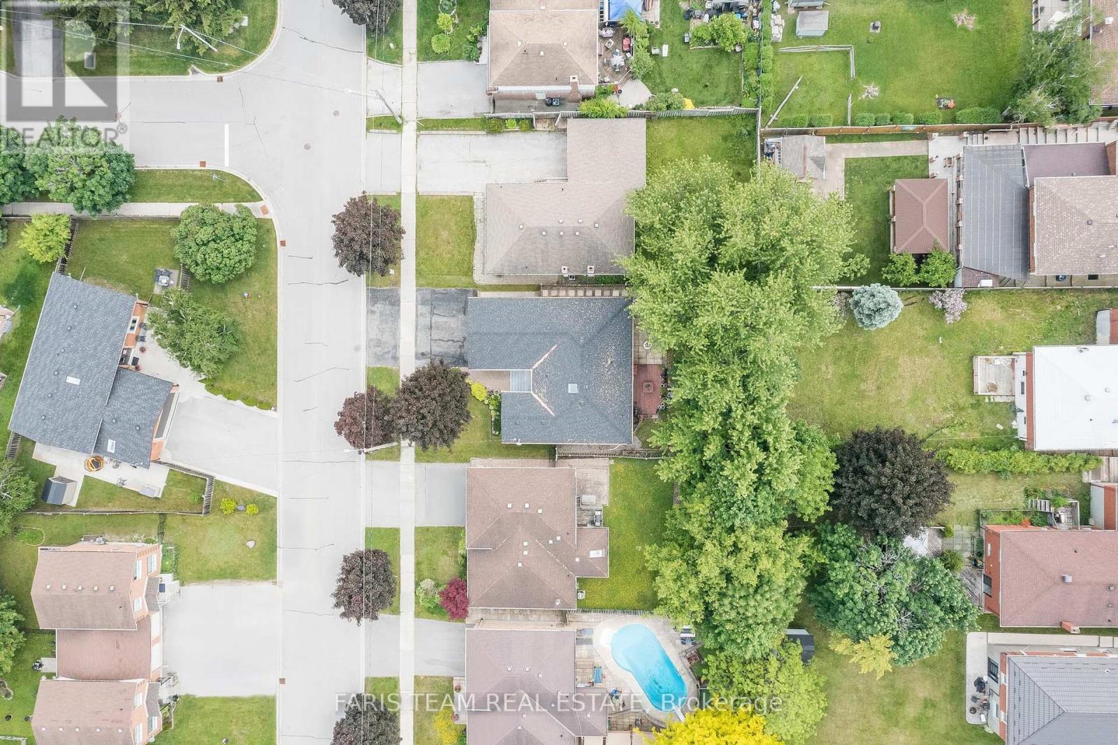 88 Townsend Avenue, Bradford West Gwillimbury (Bradford), Ontario  L3Z 1Y1 - Photo 25 - N12209927