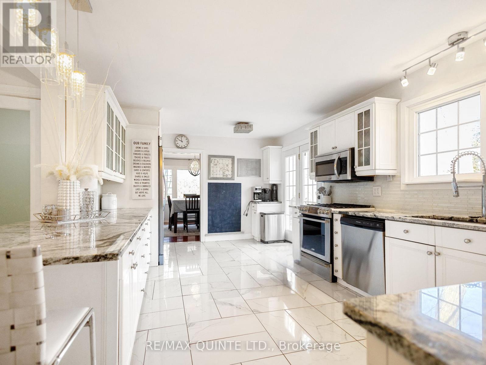 548 Lorna Lane, Greater Napanee, Ontario  K0K 2Z0 - Photo 13 - X12210032