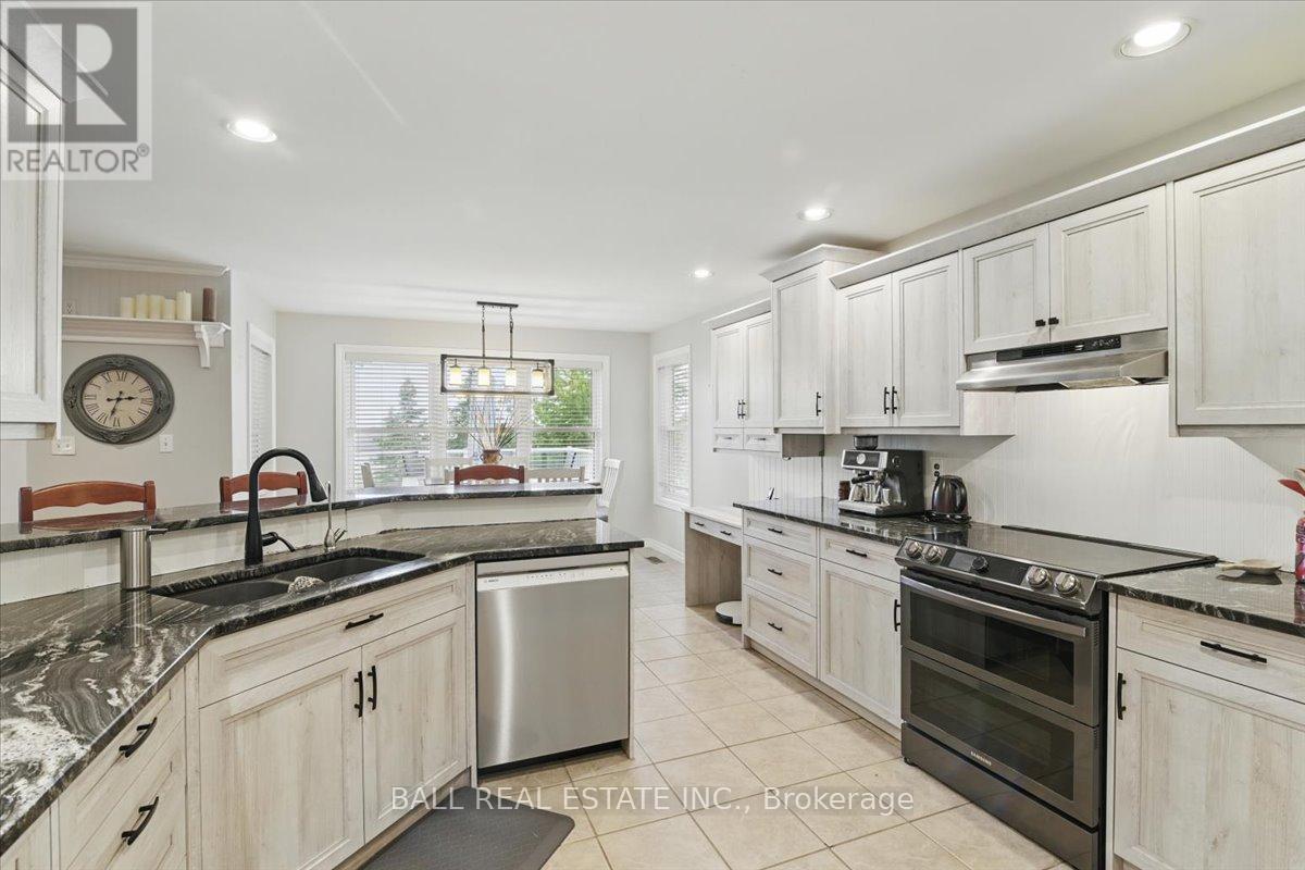 1907 Pratts Marina Road, Smith-Ennismore-Lakefield, Ontario  K0L 2H0 - Photo 11 - X12210111
