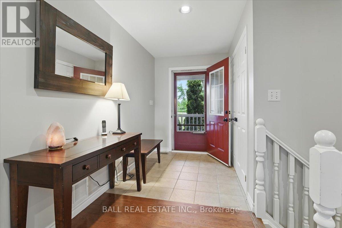 1907 Pratts Marina Road, Smith-Ennismore-Lakefield, Ontario  K0L 2H0 - Photo 4 - X12210111