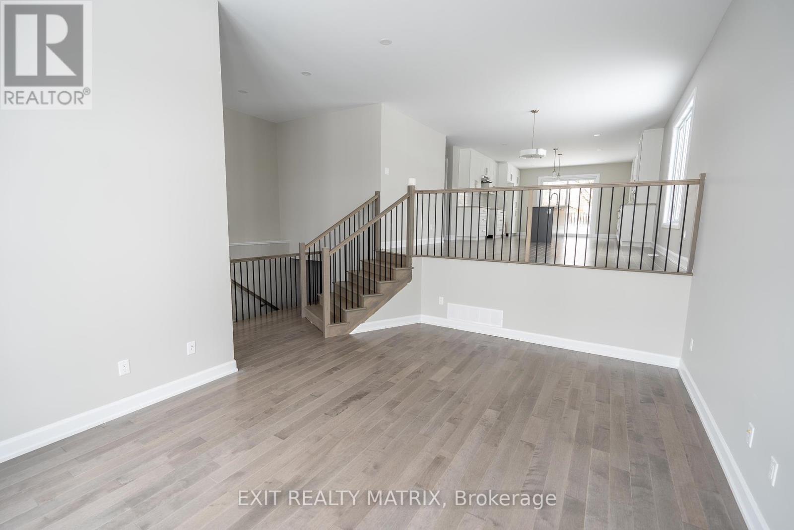 4642 Cornett Lane, South Stormont, Ontario  K0C 2A0 - Photo 4 - X12210113