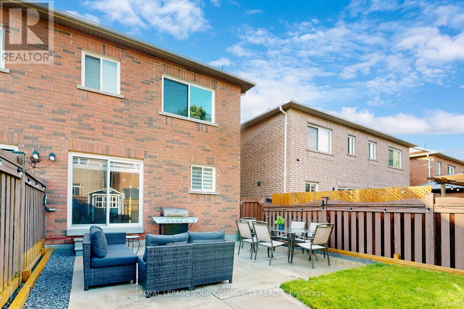 52 Four Seasons Crescent, East Gwillimbury, Ontario  L9N 0C3 - Photo 43 - N12209897