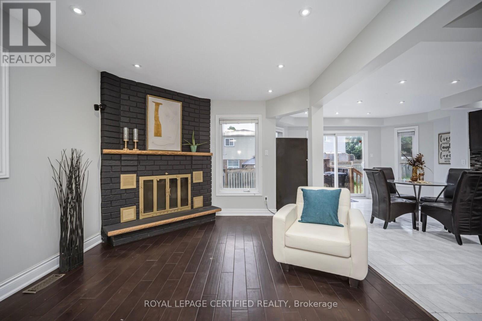 692 Huntington Ridge Drive, Mississauga, Ontario  L5R 1Z5 - Photo 13 - W12185886