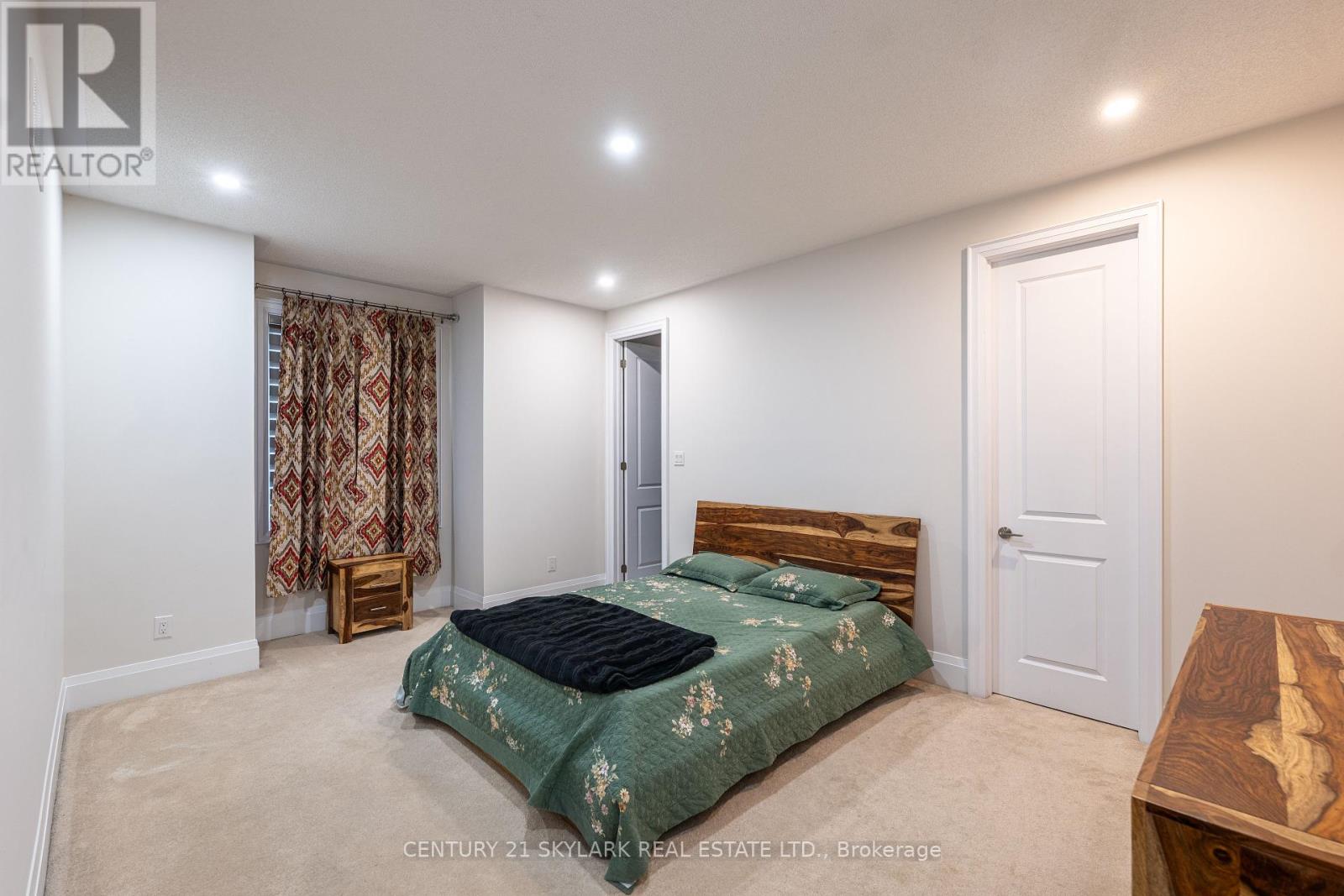 8 Natural Terrace, Brampton (Credit Valley), Ontario  L6Y 6A5 - Photo 24 - W12209755