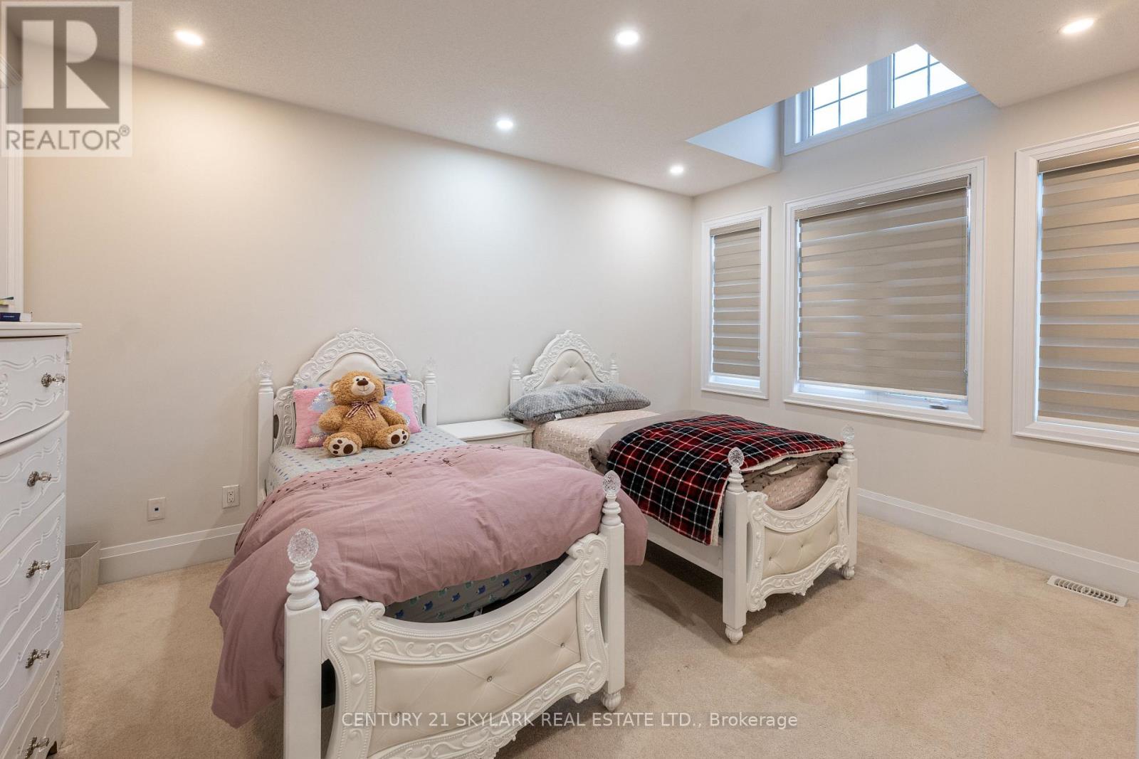 8 Natural Terrace, Brampton (Credit Valley), Ontario  L6Y 6A5 - Photo 35 - W12209755