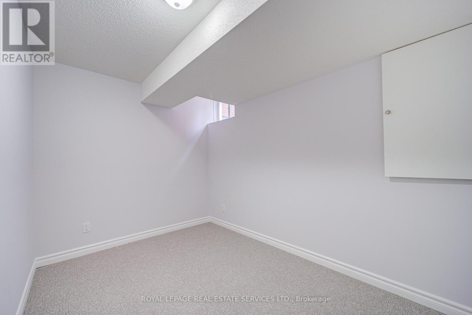 2399 Westoak Trails Boulevard, Oakville, Ontario  L6M 3X6 - Photo 21 - W12207171