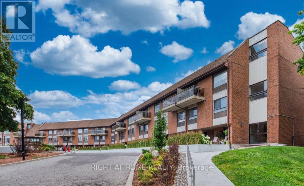 625 - 1000 Cedarglen Gate, Mississauga, Ontario  L5C 3Z5 - Photo 1 - W12209864