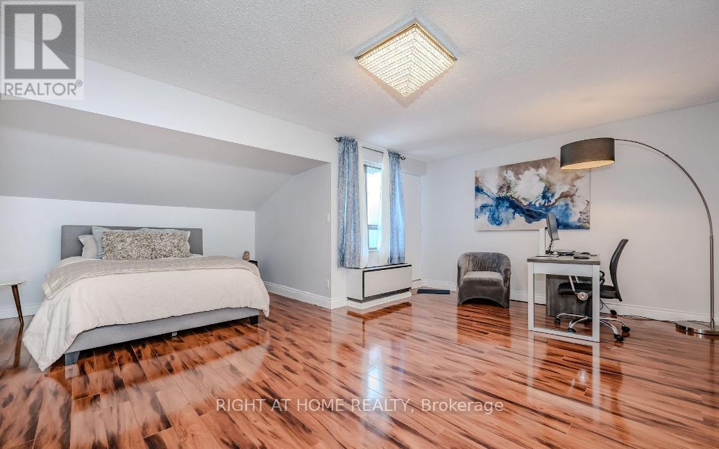 625 - 1000 Cedarglen Gate, Mississauga, Ontario  L5C 3Z5 - Photo 14 - W12209864