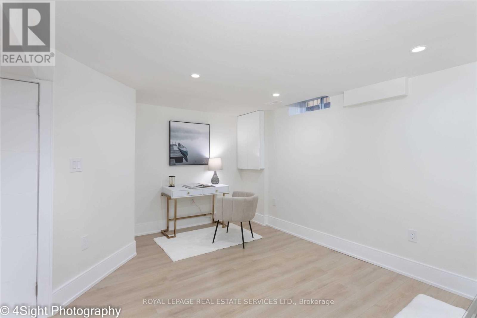 47 - 1055 Shawnmarr Road, Mississauga (Port Credit), Ontario  L5H 3V2 - Photo 37 - W12209866