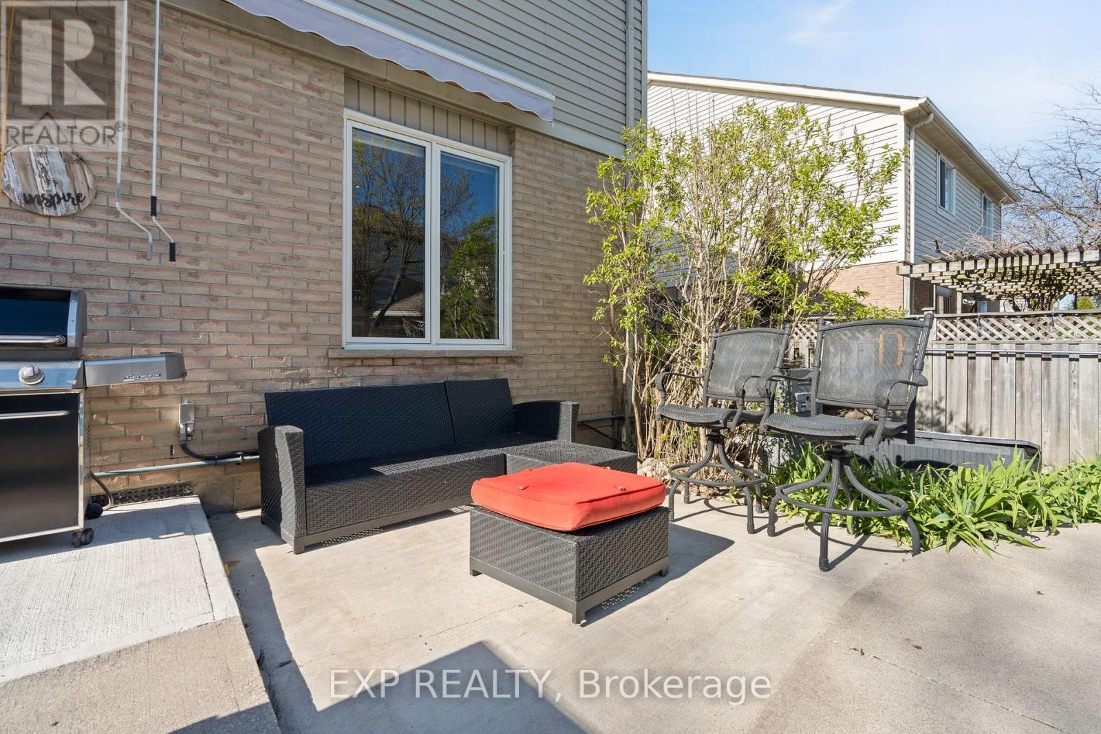 2906 Peacock Drive, Mississauga, Ontario  L5M 5S2 - Photo 40 - W12209869