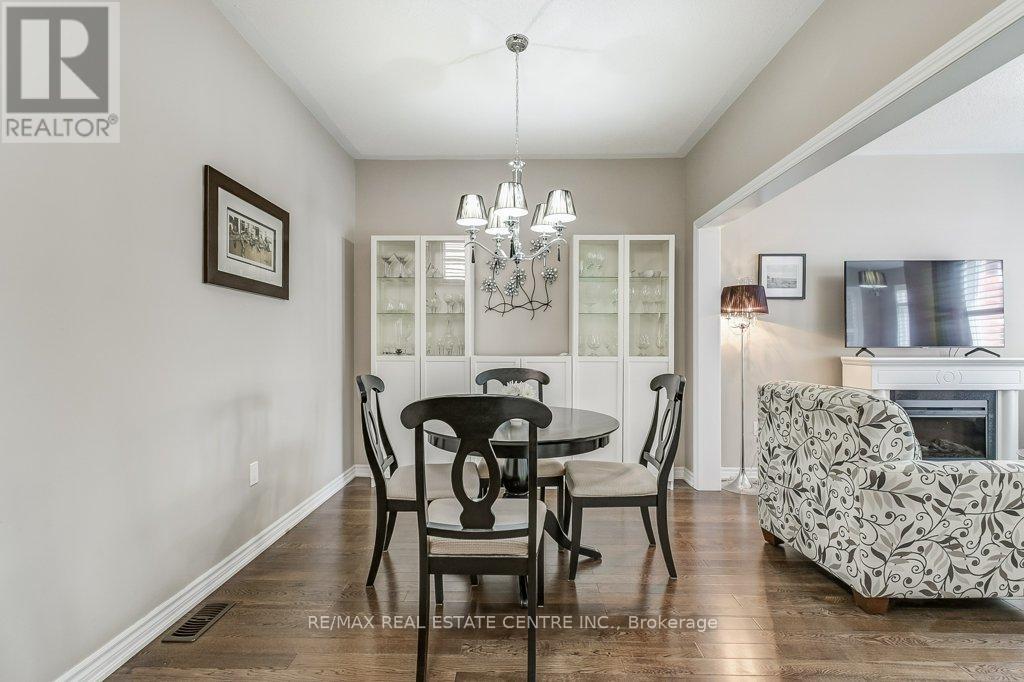 20 Benadir Avenue, Caledon, Ontario  L7C 3M8 - Photo 11 - W12209870