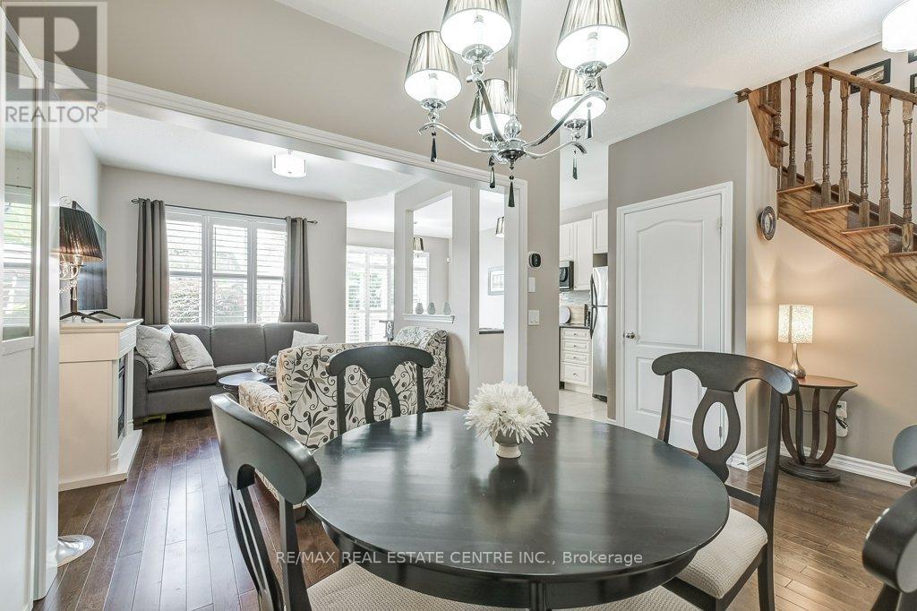 20 Benadir Avenue, Caledon, Ontario  L7C 3M8 - Photo 12 - W12209870