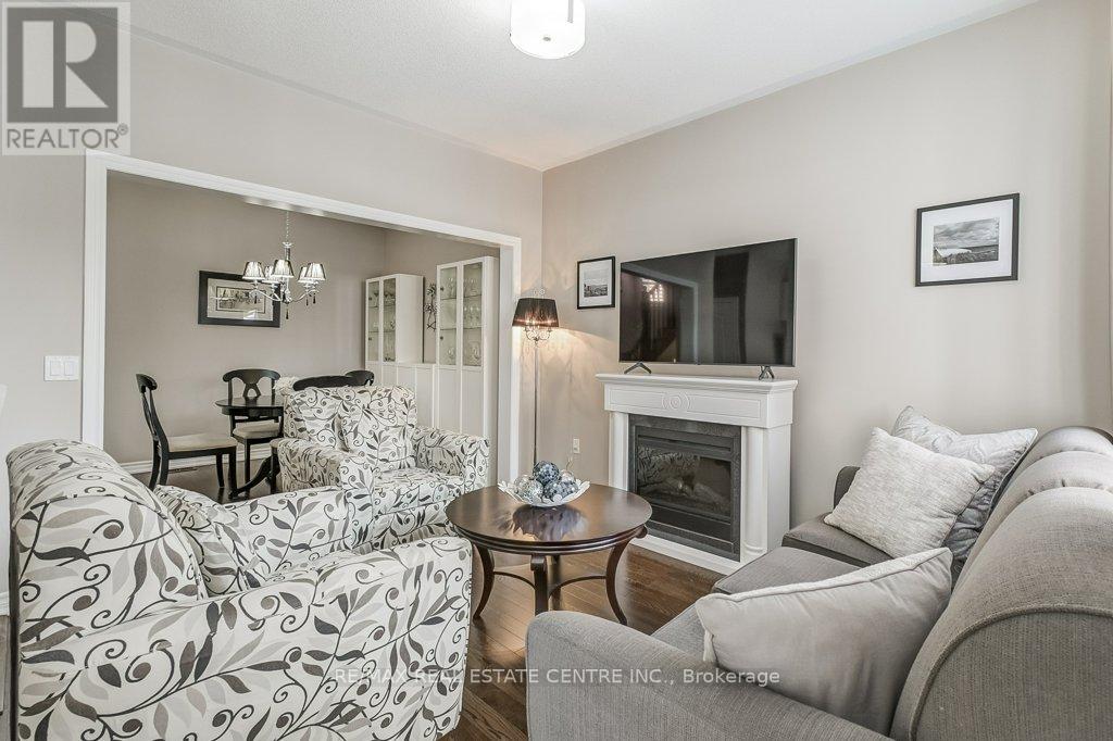 20 Benadir Avenue, Caledon, Ontario  L7C 3M8 - Photo 16 - W12209870