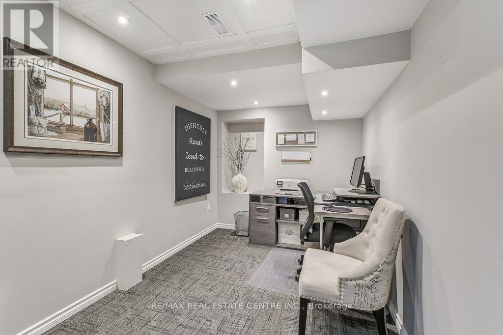 20 Benadir Avenue, Caledon, Ontario  L7C 3M8 - Photo 34 - W12209870