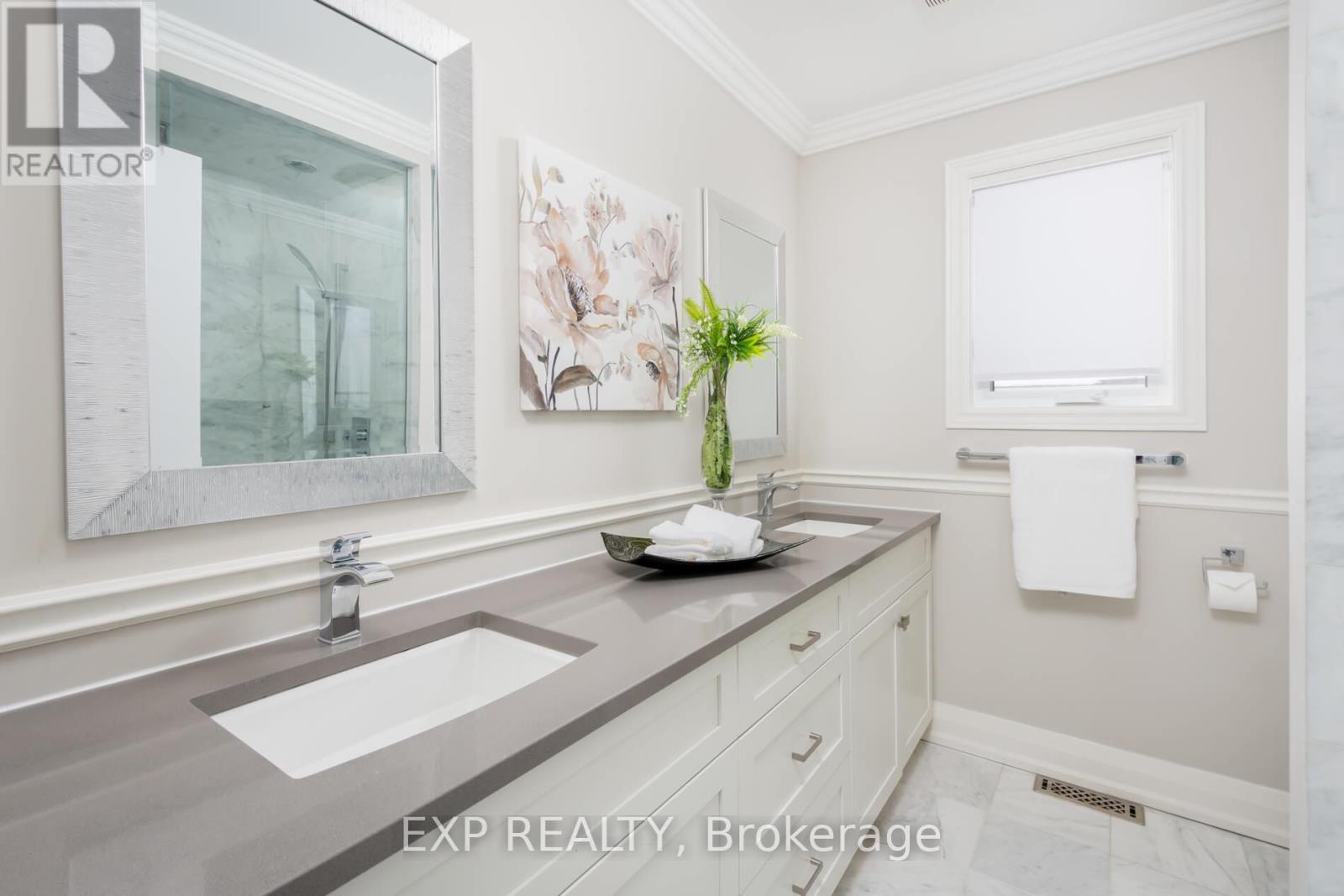 2906 Peacock Drive, Mississauga (Central Erin Mills), Ontario  L5M 5S2 - Photo 26 - W12209873