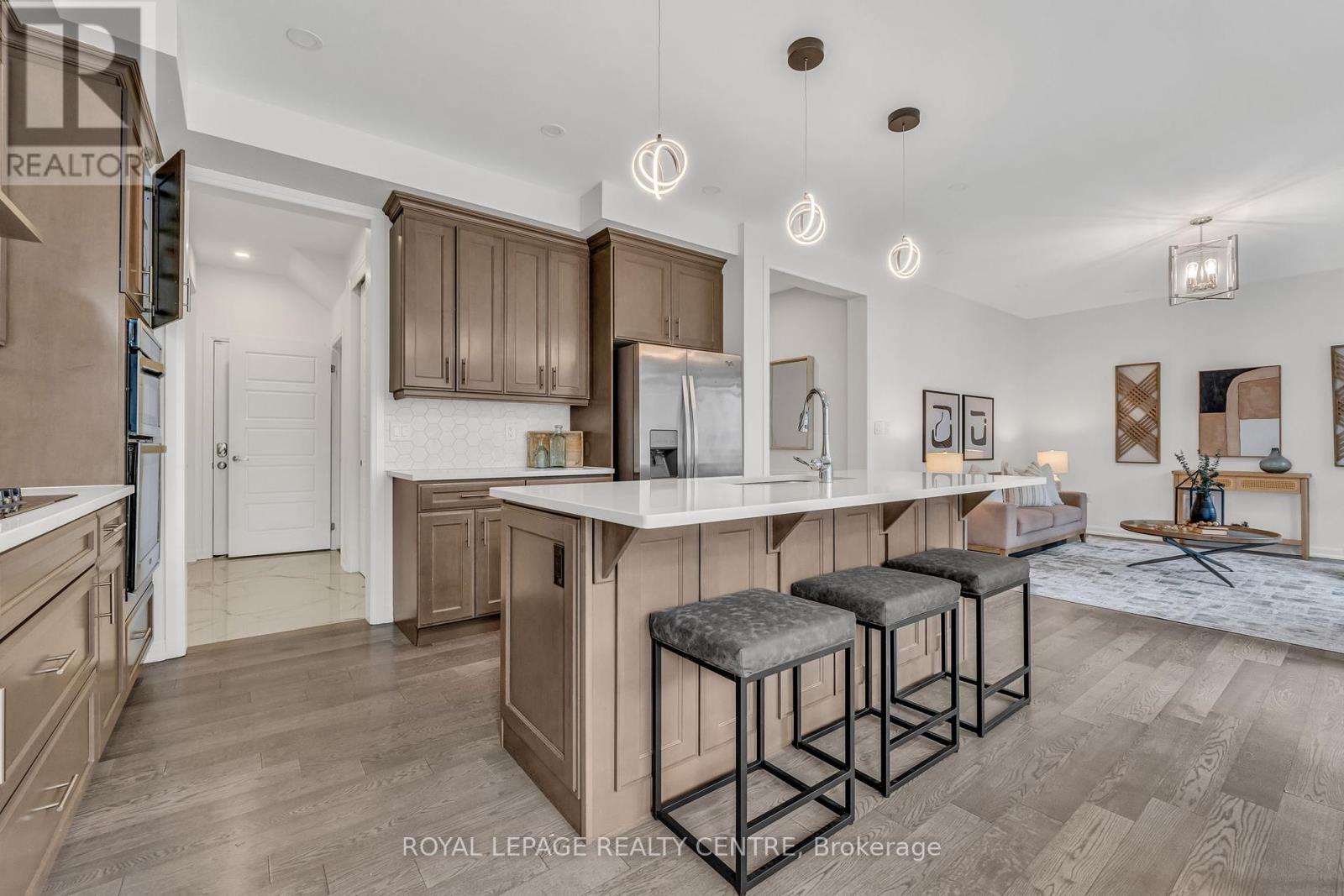 152 Wheat Boom Drive, Oakville (Go Glenorchy), Ontario  L6H 0M8 - Photo 13 - W12209883