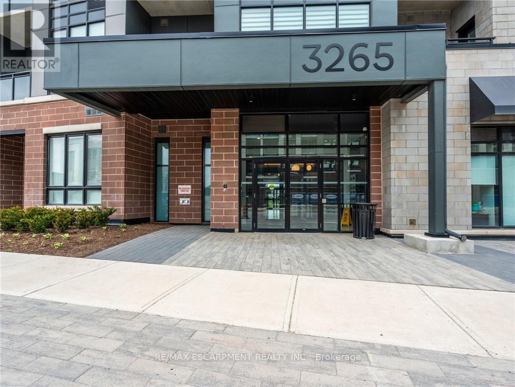 212 - 3265 Carding Mill Trail, Oakville, Ontario  L6M 5P7 - Photo 4 - W12209917