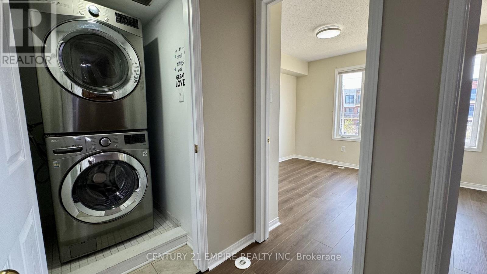 61 - 3056 Eglinton Avenue W, Mississauga, Ontario  L5M 8E4 - Photo 15 - W12209921
