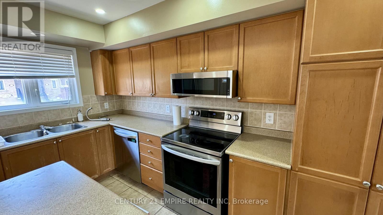 61 - 3056 Eglinton Avenue W, Mississauga, Ontario  L5M 8E4 - Photo 6 - W12209921