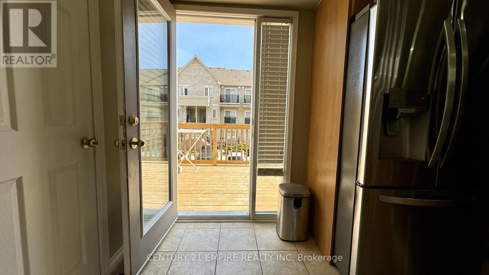 61 - 3056 Eglinton Avenue W, Mississauga, Ontario  L5M 8E4 - Photo 7 - W12209921