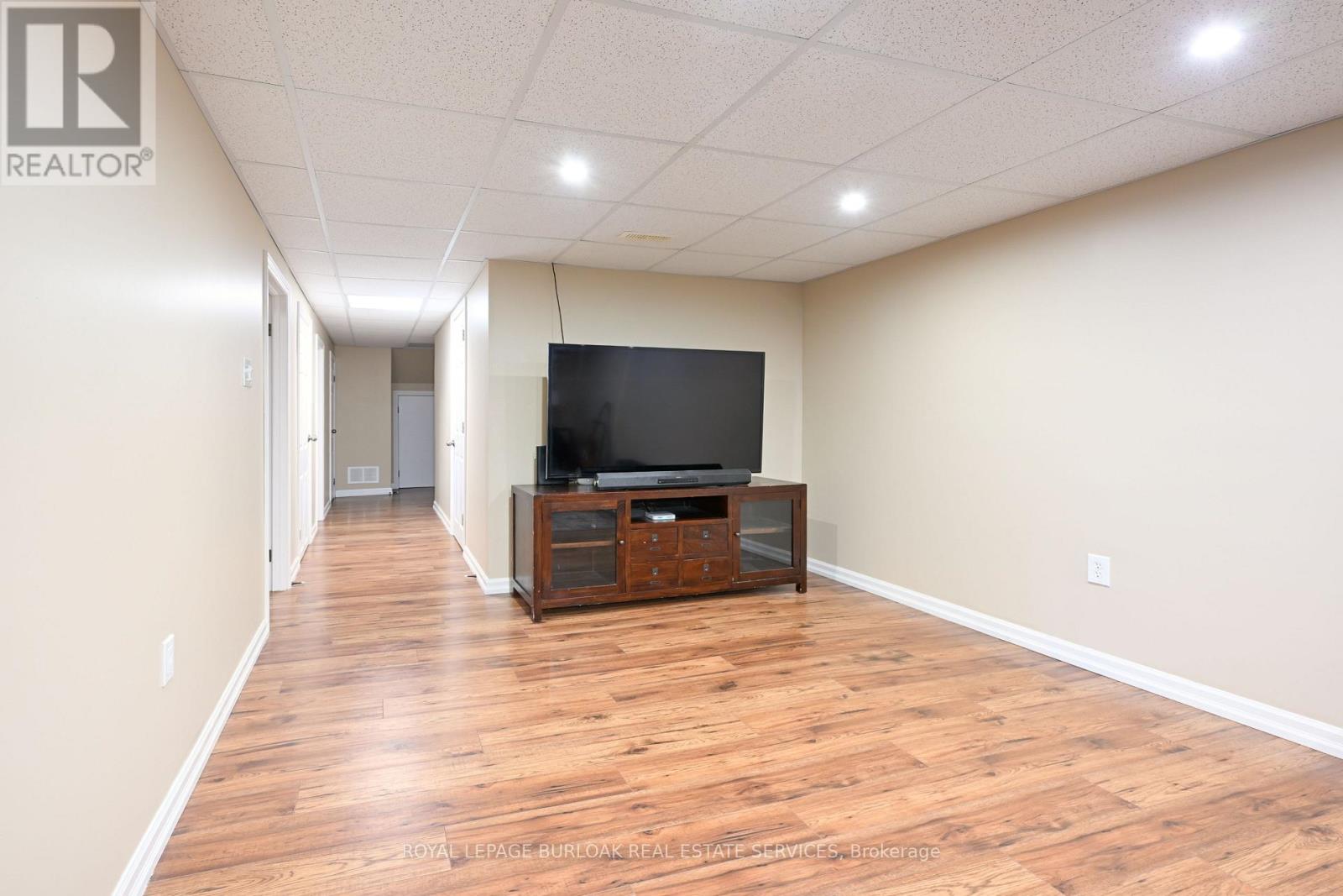 419 Hampton Heath Road, Burlington (Appleby), Ontario  L7L 4R3 - Photo 23 - W12209924