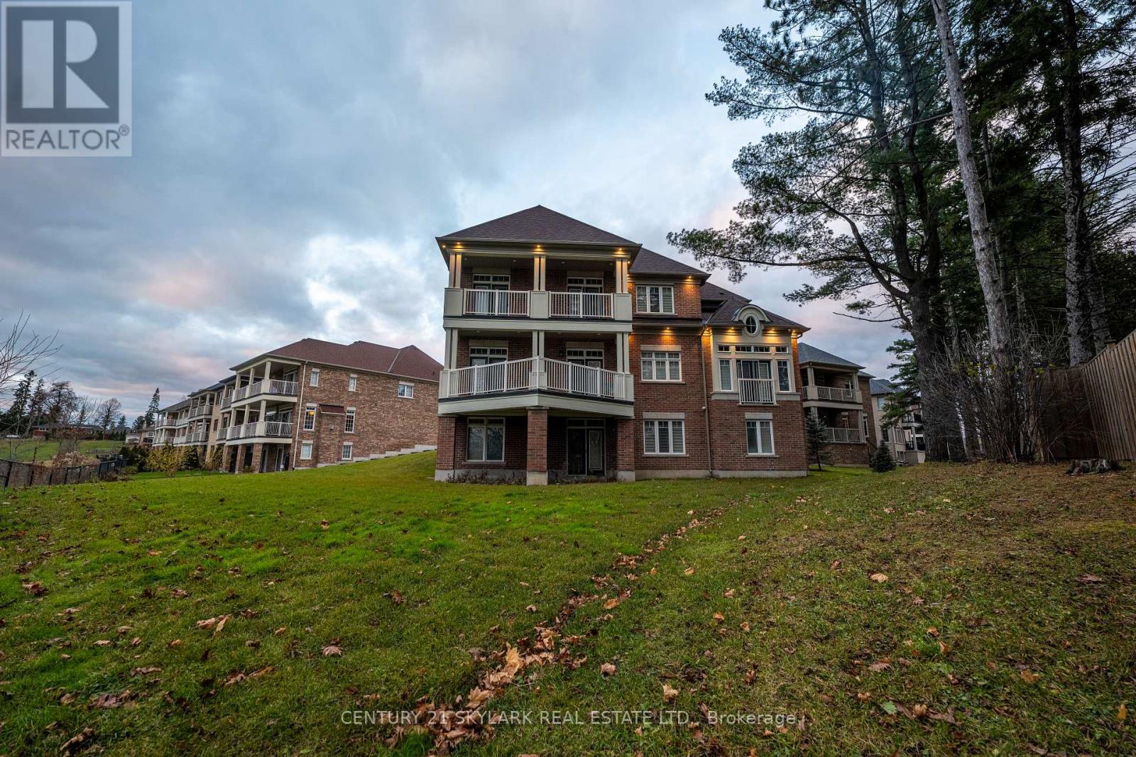 8 Natural Terrace, Brampton (Credit Valley), Ontario  L6Y 6A5 - Photo 48 - W12209755