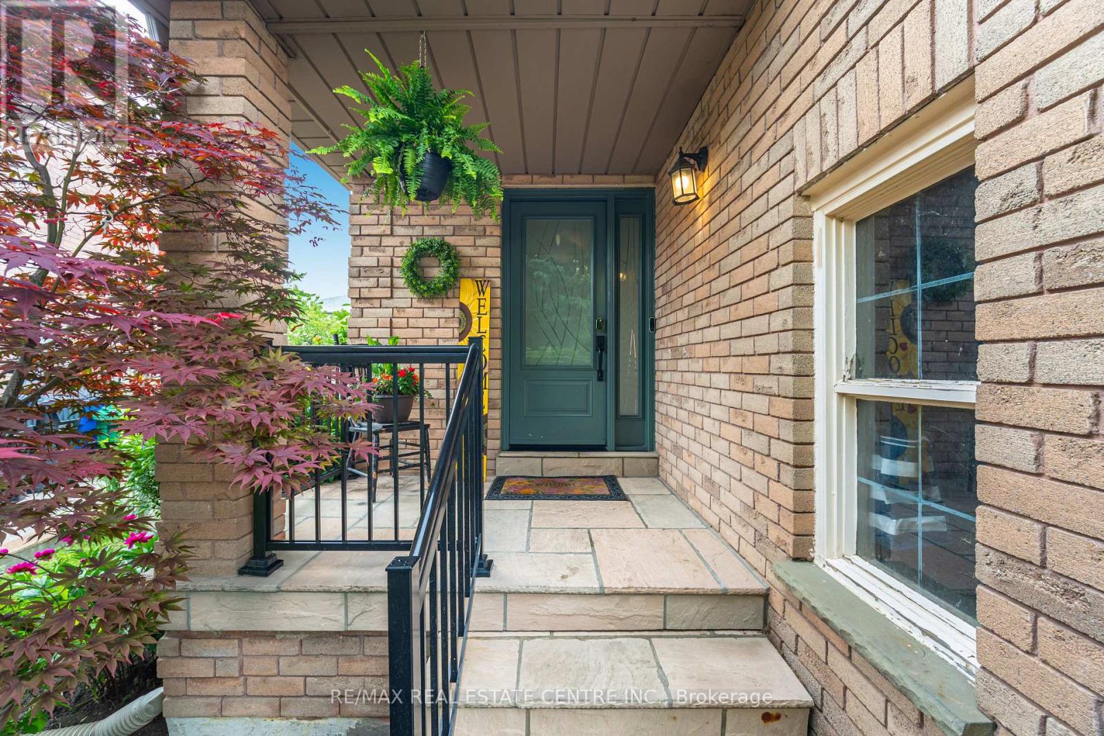57 Faywood Drive, Brampton (Fletcher's West), Ontario  L6Y 4M1 - Photo 5 - W12209929