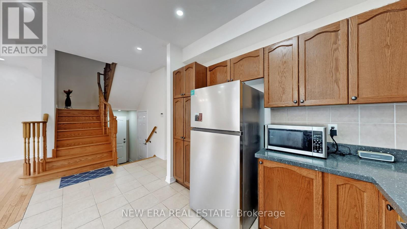 26 Openbay Gardens, Brampton (Sandringham-Wellington), Ontario  L6R 0V4 - Photo 16 - W12209932
