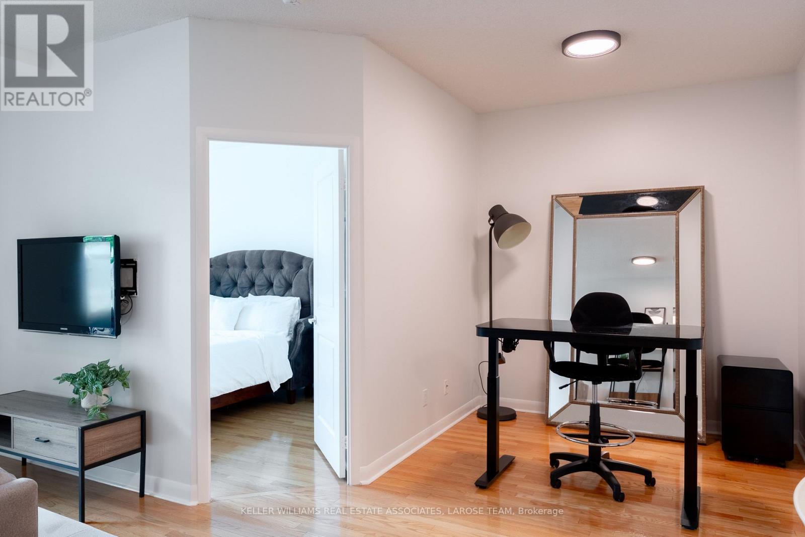 102 - 225 Sherway Gardens Road, Toronto (Islington-City Centre West), Ontario  M9C 0A3 - Photo 16 - W12209965