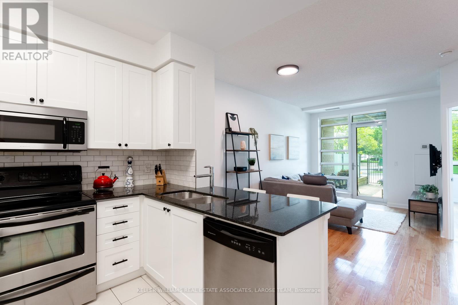 102 - 225 Sherway Gardens Road, Toronto (Islington-City Centre West), Ontario  M9C 0A3 - Photo 8 - W12209965