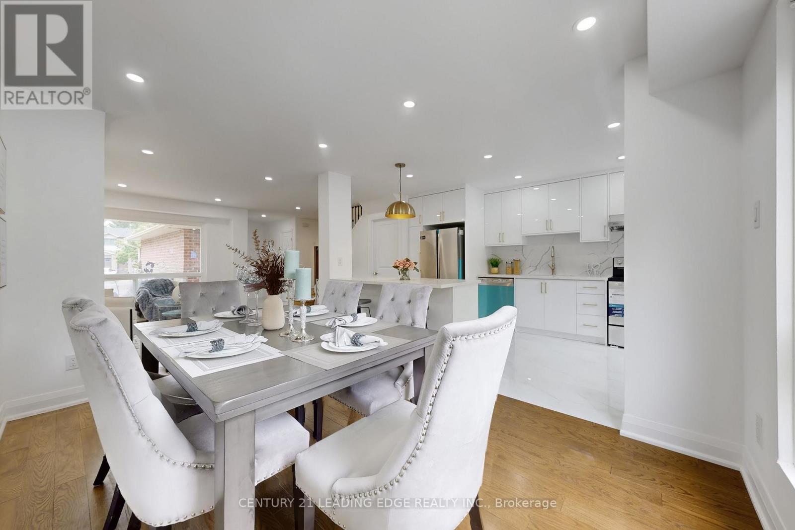 27 Moorehouse Drive, Toronto (Milliken), Ontario  M1V 2E2 - Photo 11 - E12209621